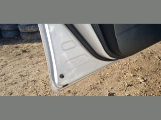 bontott TOYOTA AURIS Bal első Ajtó (Üres lemez)