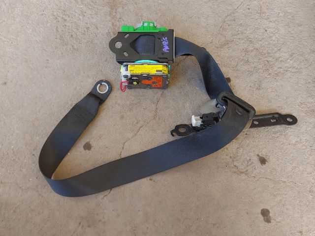 bontott TOYOTA AURIS Bal első Biztonsági Öv