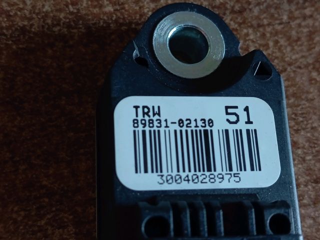 bontott TOYOTA AURIS Bal első Oldal Ütközés Érzékelő