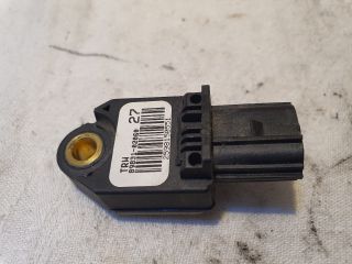 bontott TOYOTA AURIS Bal első Oldal Ütközés Érzékelő