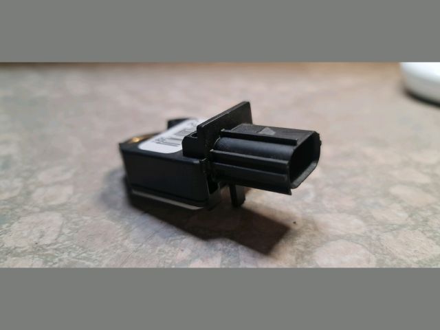 bontott TOYOTA AURIS Bal első Oldal Ütközés Érzékelő