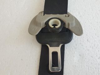 bontott TOYOTA AURIS Bal első Övfeszítő