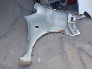 bontott TOYOTA AURIS Bal első Sárvédő