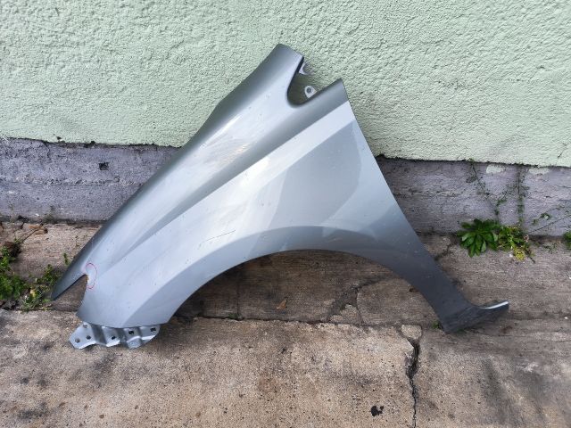 bontott TOYOTA AURIS Bal első Sárvédő