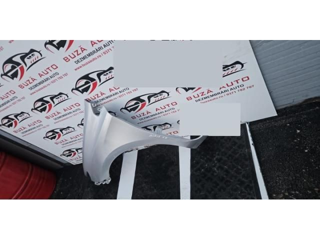 bontott TOYOTA AURIS Bal első Sárvédő