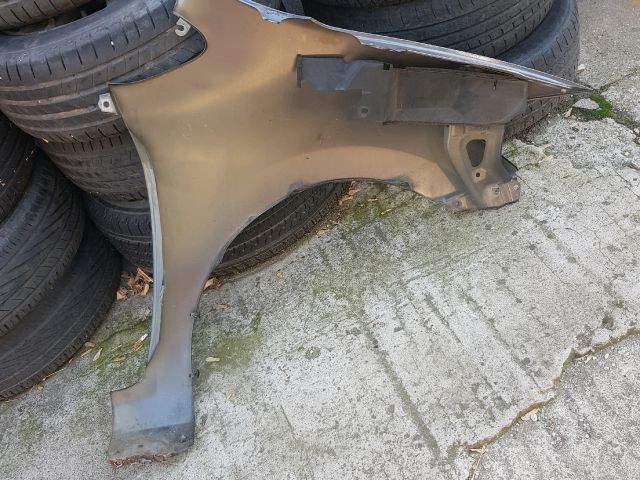 bontott TOYOTA AURIS Bal első Sárvédő