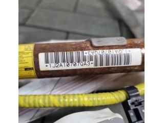 bontott TOYOTA AURIS Bal Fejlégzsák