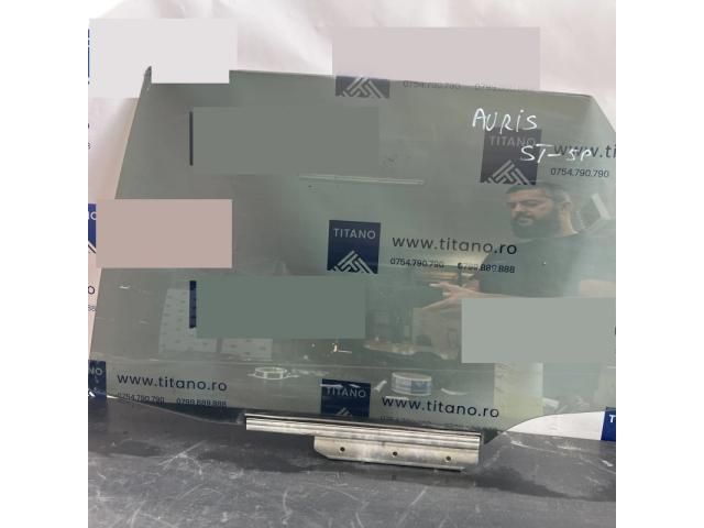 bontott TOYOTA AURIS Bal hátsó Ablak