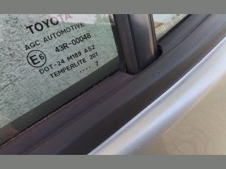 bontott TOYOTA AURIS Bal hátsó Ablakemelő Szerkezet (Elektromos)