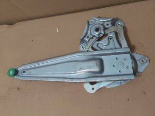 bontott TOYOTA AURIS Bal hátsó Ablakemelő Szerkezet (Elektromos)