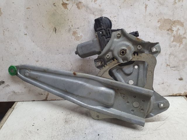 bontott TOYOTA AURIS Bal hátsó Ablakemelő Szerkezet (Elektromos)