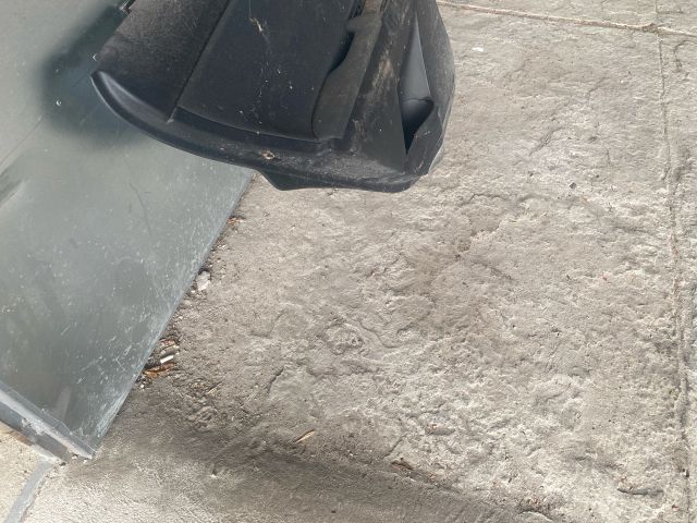 bontott TOYOTA AURIS Bal hátsó Ajtó Kárpit