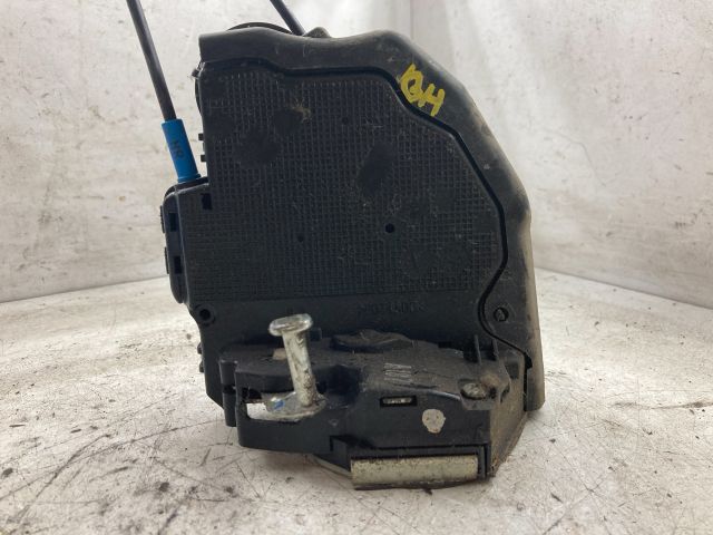 bontott TOYOTA AURIS Bal hátsó Ajtózár