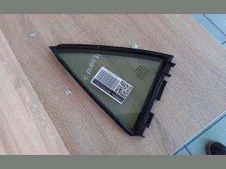 bontott TOYOTA AURIS Bal hátsó Fixüveg (Ajtóban)
