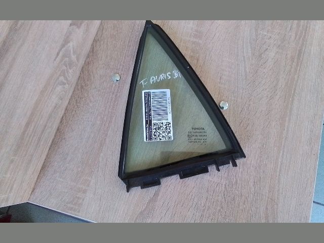 bontott TOYOTA AURIS Bal hátsó Fixüveg (Ajtóban)