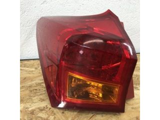 bontott TOYOTA AURIS Bal Hátsó Lámpa