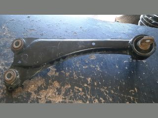 bontott TOYOTA AURIS Bal hátsó Lengőkar