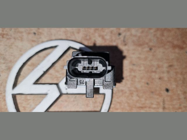 bontott TOYOTA AURIS Bal hátsó Oldal Ütközés Érzékelő