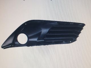 bontott TOYOTA AURIS Bal Ködfényszóró Lámpakeret