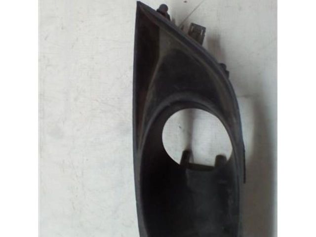 bontott TOYOTA AURIS Bal Ködzárófény Keret