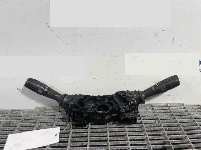 bontott TOYOTA AURIS Bal Kormánykapcsoló Irányjelző