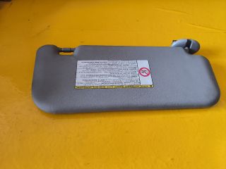 bontott TOYOTA AURIS Bal Napellenző