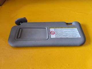 bontott TOYOTA AURIS Bal Napellenző