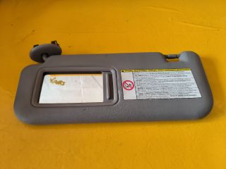 bontott TOYOTA AURIS Bal Napellenző