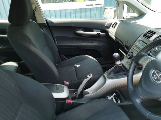 bontott TOYOTA AURIS Bal Övfeszítő Biztonsági Öv