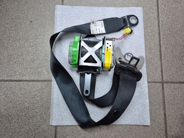 bontott TOYOTA AURIS Bal Övfeszítő Biztonsági Öv