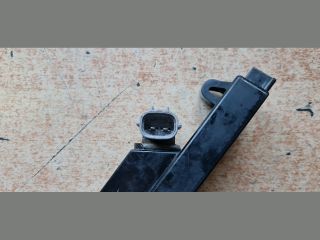 bontott TOYOTA AURIS Bal Rendszámtábla Világítás