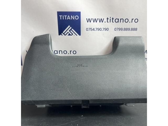 bontott TOYOTA AURIS Bal Térdlégzsák