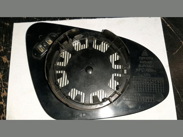 bontott TOYOTA AURIS Bal Tükörlap