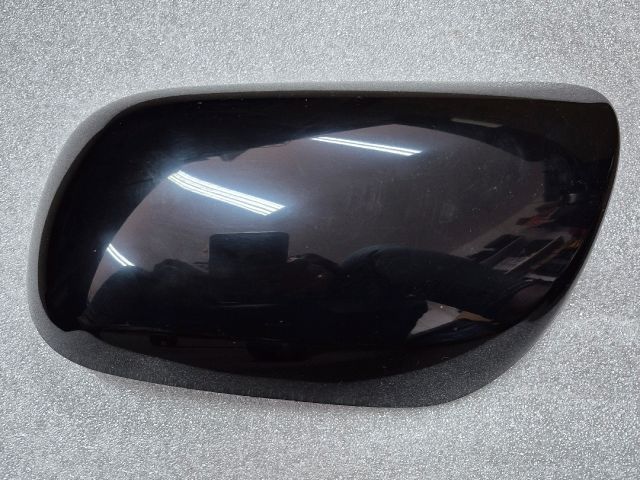 bontott TOYOTA AURIS Bal Visszapillantó Tükör Burkolat