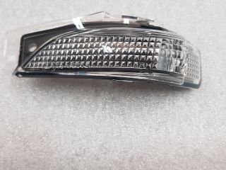 bontott TOYOTA AURIS Bal Visszapillantó Tükör Irányjelző