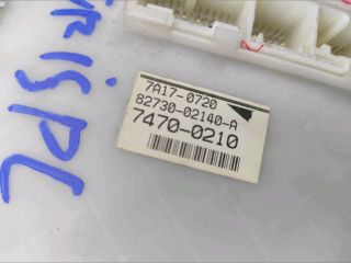 bontott TOYOTA AURIS Biztosítéktábla Utastér