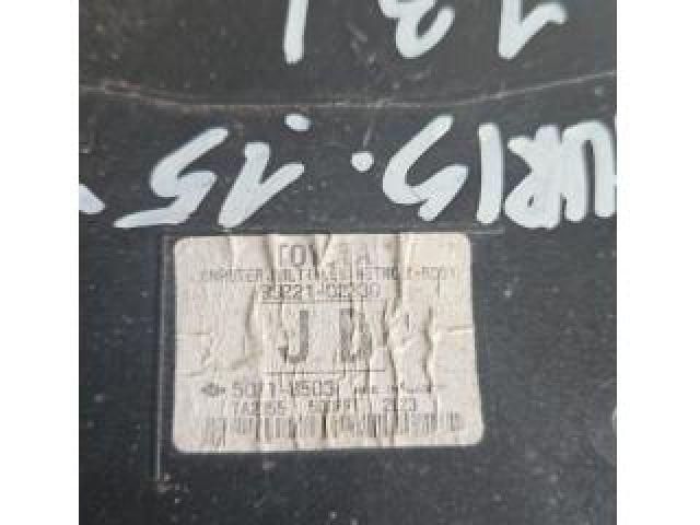 bontott TOYOTA AURIS Biztosítéktábla Utastér