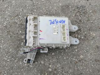 bontott TOYOTA AURIS Biztosítéktábla Utastér