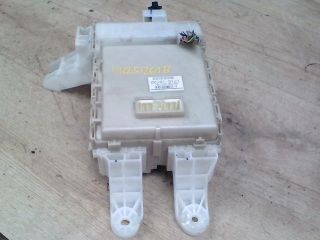 bontott TOYOTA AURIS Biztosítéktábla Utastér