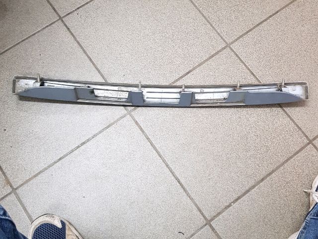 bontott TOYOTA AURIS Csomagtérajtó Díszléc