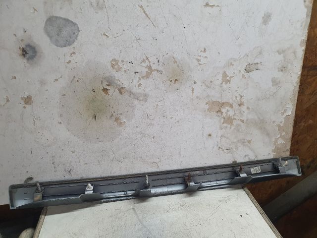 bontott TOYOTA AURIS Csomagtérajtó Díszléc