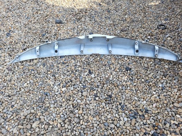 bontott TOYOTA AURIS Csomagtérajtó Díszléc