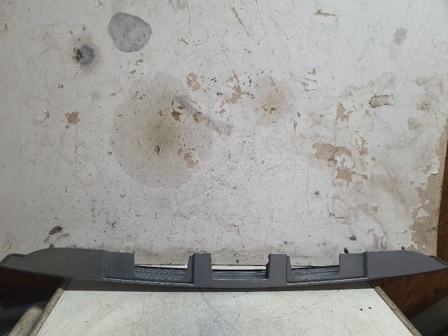 bontott TOYOTA AURIS Csomagtérajtó Díszléc