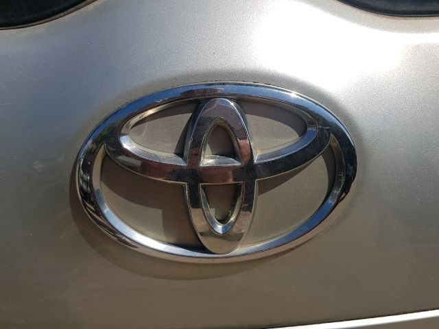 bontott TOYOTA AURIS Csomagtérajtó (Részeivel)