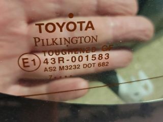 bontott TOYOTA AURIS Csomagtérajtó (Részeivel)