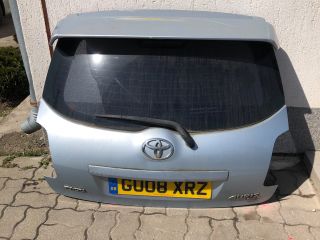 bontott TOYOTA AURIS Csomagtérajtó (Részeivel)