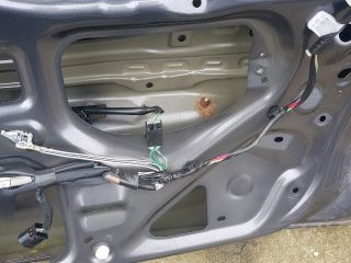 bontott TOYOTA AURIS Csomagtérajtó (Részeivel)