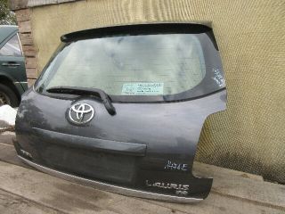 bontott TOYOTA AURIS Csomagtérajtó (Részeivel)