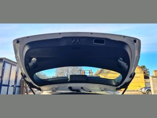 bontott TOYOTA AURIS Csomagtérajtó (Üres lemez)