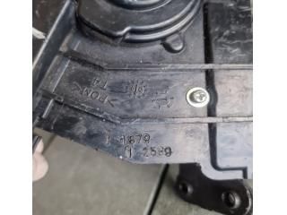 bontott TOYOTA AURIS Csomagtérajtó Zárszerkezet